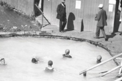 Banff-Upper-Hot-Springs-1911-Courtesy-of-Glenbow-Archives-1024x339-1