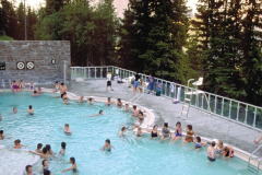 Banff-Upper-Hot-Springs-Photo-by-Travel-Alberta-Lee-Simmons-scaled