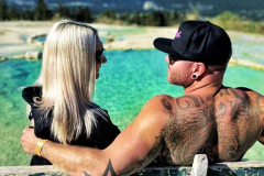 Fairmont-hotsprings-bench-kay_endall