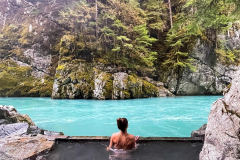 pitt-river-hot-springs-4-@thetravelingumbrellaella